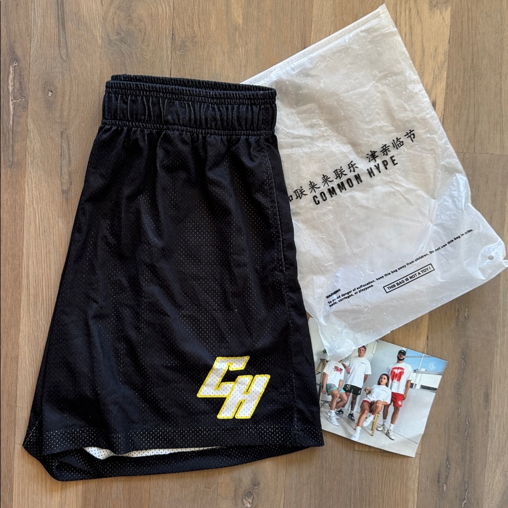 NIB Common Hype Shorts